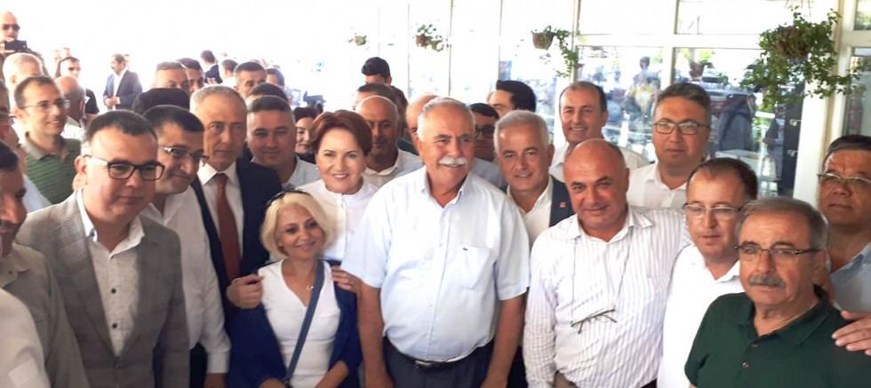 Özacar, Akşener’i Karşıladı