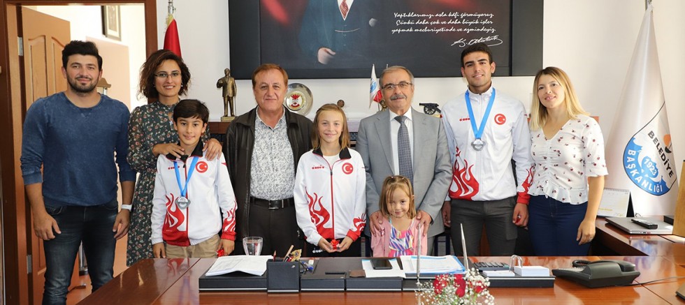 Triatlon Spor Kulübü’nden Başkan Özacar’a Ziyaret