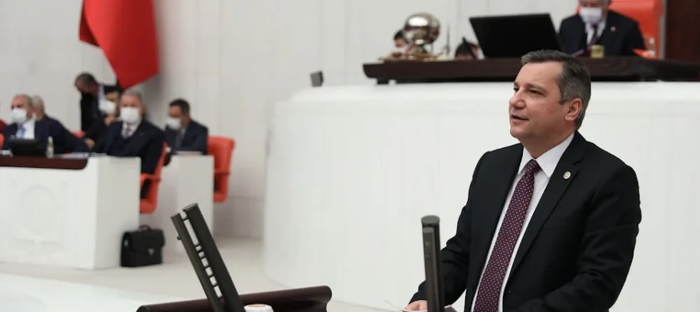 ‘19 Mayıs’ta Yaktığın Ateş Sönmedi Sönmeyecek’