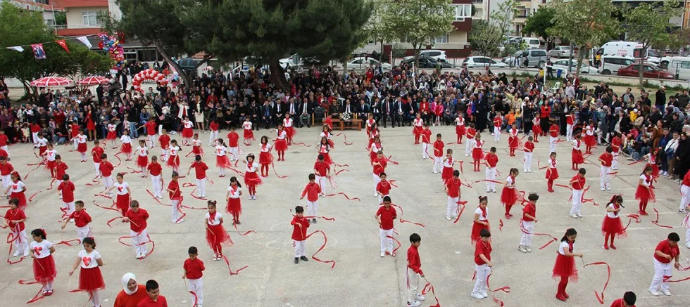 23 Nisan Ulusal Egemenlik ve Çocuk Bayramı Coşkuyla Kutlandı