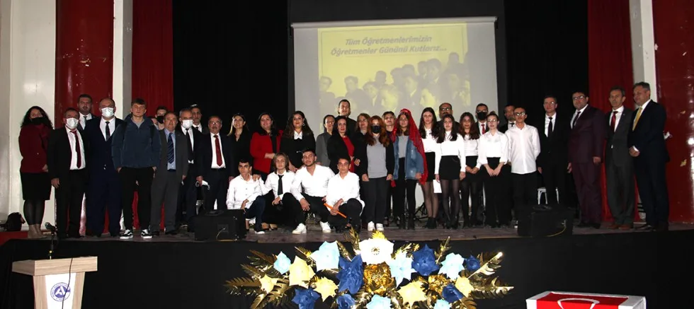 24 Kasım Öğretmenler Günü Etkinliklerle Kutlandı
