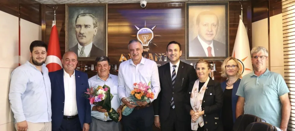 AK Parti’de Devir Teslim Töreni Yapıldı