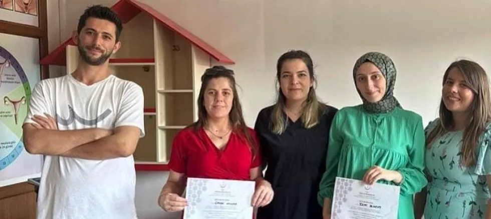 Anne Adaylarına Gebe Okulu Katılım Belgesi Verildi