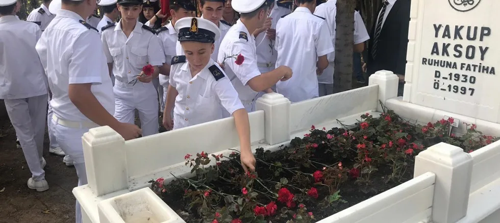 Armatör Yakup Aksoy Mezarı Başında Anıldı