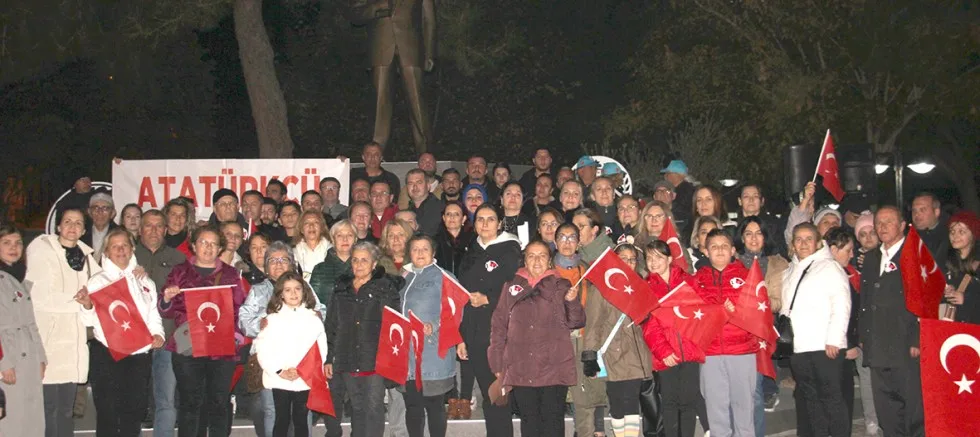 ‘Ata’ya Saygı Sessiz Yürüyüşü’ Gerçekleştirildi