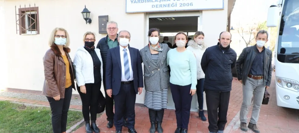 Başkan Özacar’dan Engelliler Günü Ziyareti