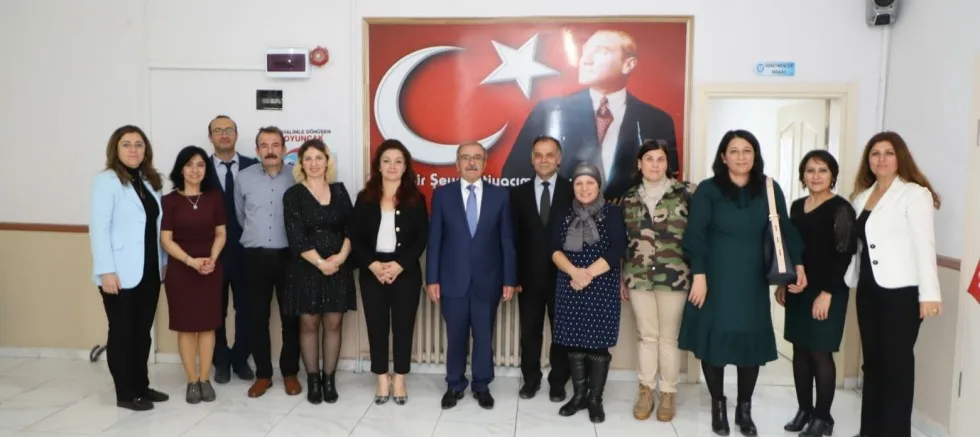 Başkan Özacar’dan Öğretmenler Günü Ziyaretleri