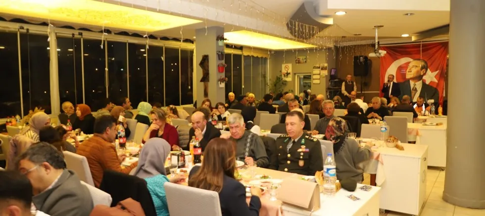 Başkan Özacar,Şehit ve Gazi Aileriyle İftarda Buluştu