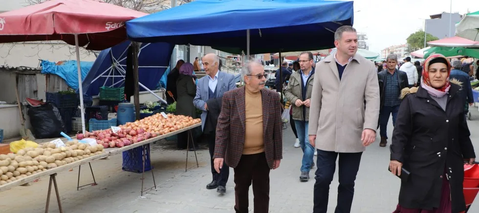Başkan Özacar, Spor Merkezleri ve Cumartesi Pazarı’nı Ziyaret Etti