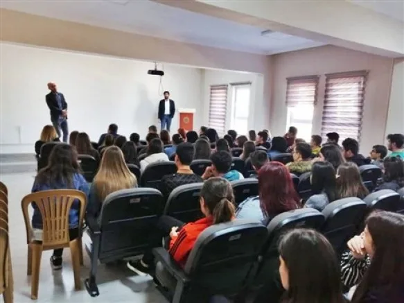 Bilişim Öğrencilerine, Girişimcilik Semineri