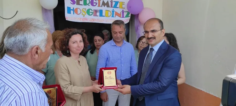 Bolayır’da Nakış Kursu Sergi Açılışı Gerçekleştirildi