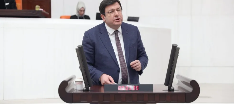 ‘Bu Ucube Sistem Kriz ve Yoksulluk Yaratıyor!’