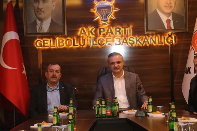 Büyükzöngür, AK Parti’nin Toplantısına Katıldı