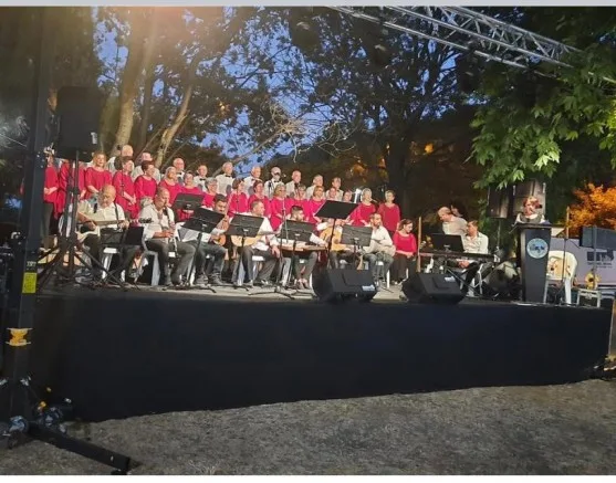 Çardak Belediyesi Korosundan Yaza Merhaba Konseri