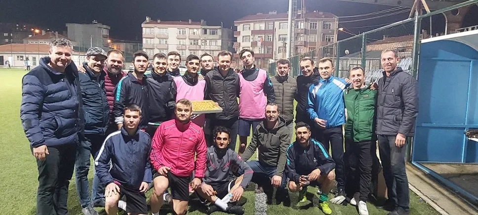 Çelik’ten Güneylispor’a Baklavalı Ziyaret