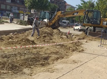 Döner Kavşakta Altyapı Çalışmaları Sürüyor