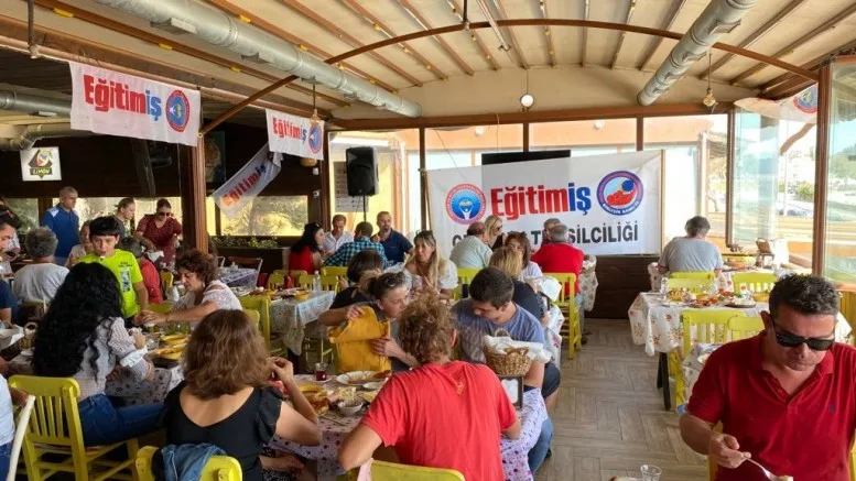Eğitim-İş Kahvaltıda Bir Araya Geldi
