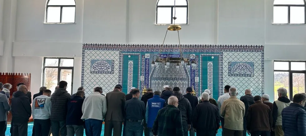 Eğritaş Camii'nde İlk Cuma Namazı Kılındı