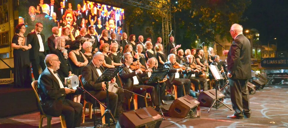 FESTiVAL GiBi YAZ ETKiNLiĞi