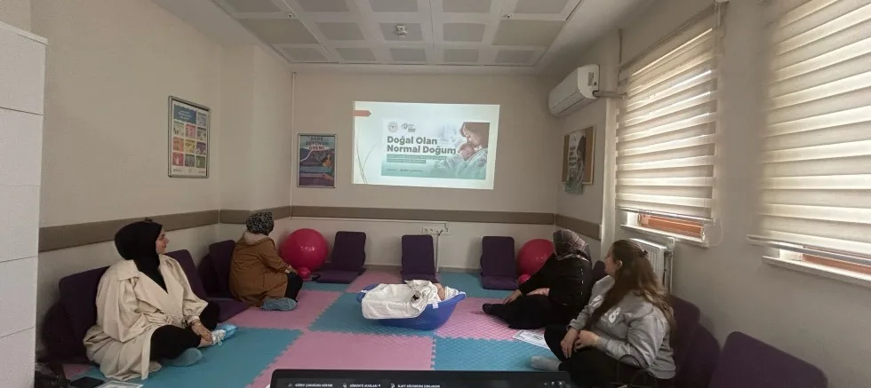 Gebe Okulu’nda Bilgilendirici Eğitim Verildi