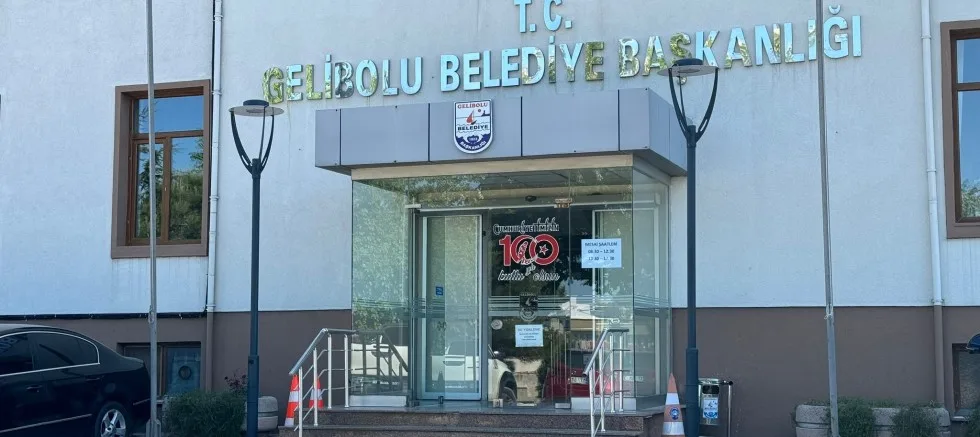 Gelibolu Belediyesi’nde Kan Değişimi