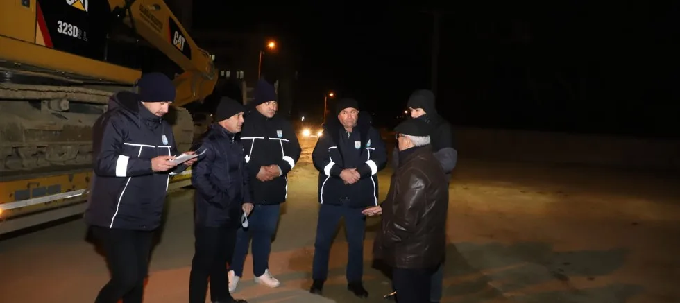 Gelibolu Belediyesi’nden İş Makinesi Desteği