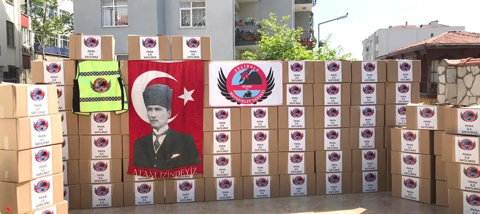 Gelmod; “Yüreklere Sürüyoruz!”