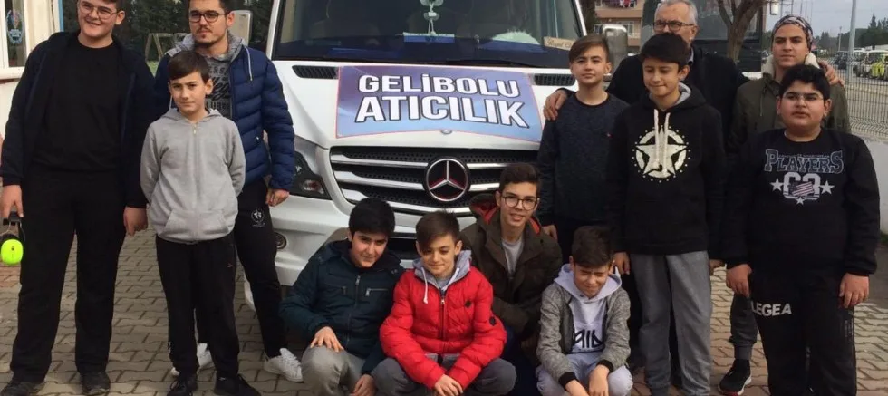 Havalı Silahlar  Türkiye Şampiyonasında yarışan Gelibolu Avcılar ve Atıcılar Kulübünün sporcuları Mersin’e  Gittiler