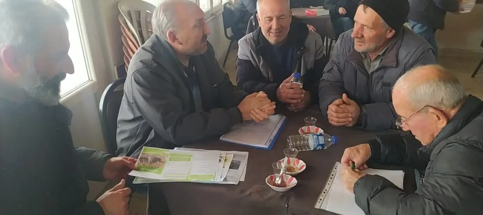İlçe Tarım Müdürlüğü Üreticileri Bilgilendirdi
