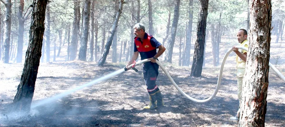 iLÇENiN CiĞERLERi AZ DAHA KÜL OLUYORDU