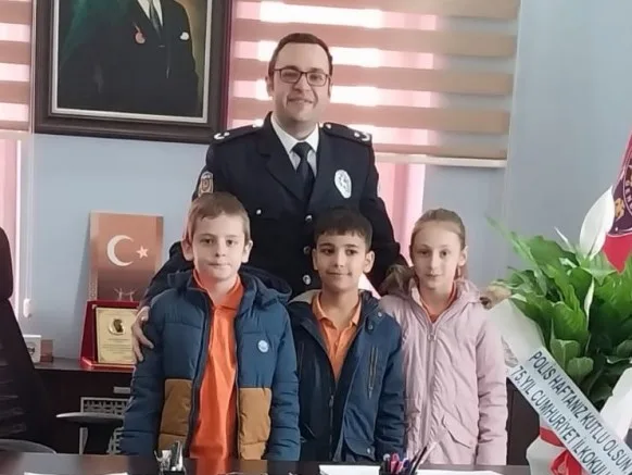 İlkokul Öğrencilerinden Polis Haftası Ziyareti