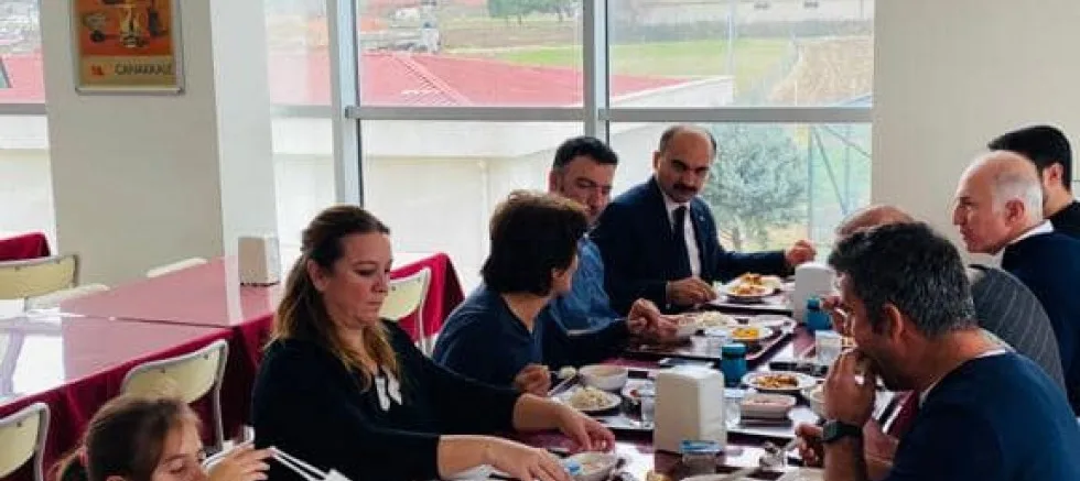 Kaymakam Abacı, Öğrencilerle Öğle Yemeğinde Buluştu