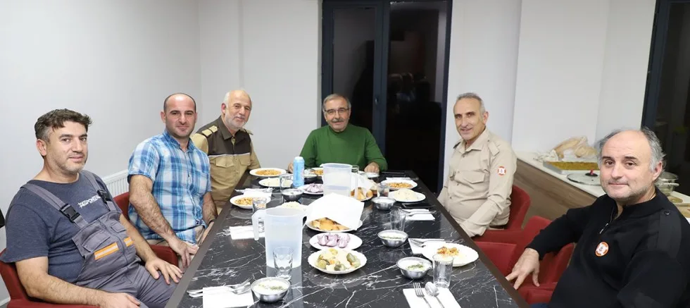 Kılavuzluk İstasyonu Personeli İle Yemekte Buluştu
