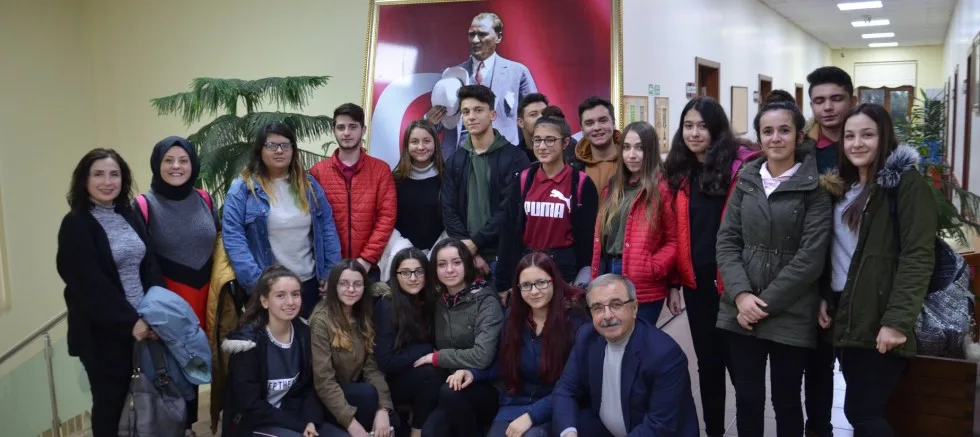 LiSE ÖĞRENCiLERiNE UYGULAMALI MUHASEBE DERSi