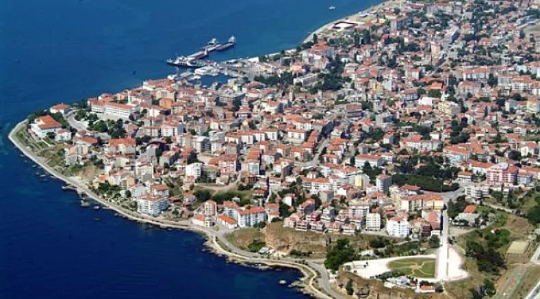 Maskesiz Sokağa Çıkmak Yasaklandı