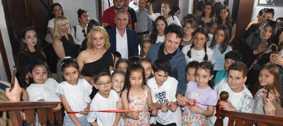 Minik Ressamların Heyecanı AKM'de Hayat Buldu