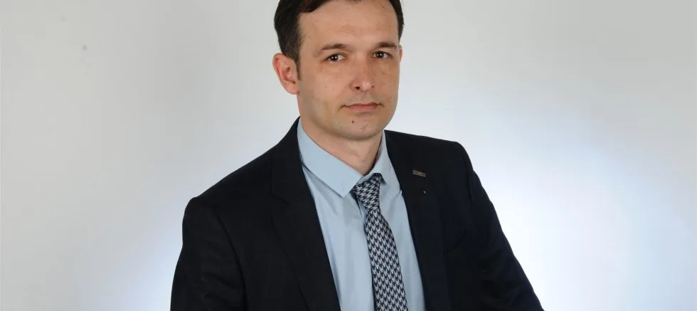 Muhtarlar seçmen  kağıtlarını dağıtmaya başladı