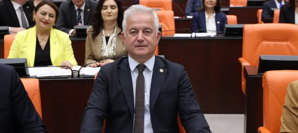 ‘Nice 100 Yıllara, Yaşasın Cumhuriyet!’