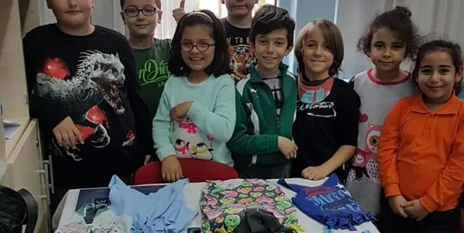 ÖĞRENCiLER ATIK EŞYALARI DEĞERLENDiRDi