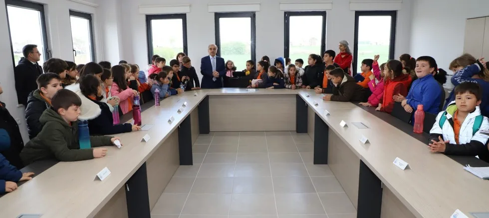Öğrenciler, Belediye Hizmet Birimleri Yerleşkesini Gezdi