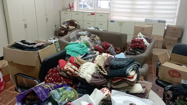 Örülen Atkı ve Bereler Deprem Bölgesine Gönderilecek