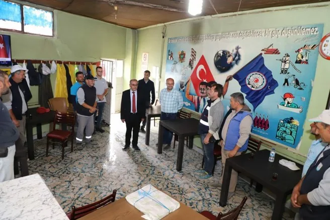 Özacar, Personelle Bir Araya Geldi