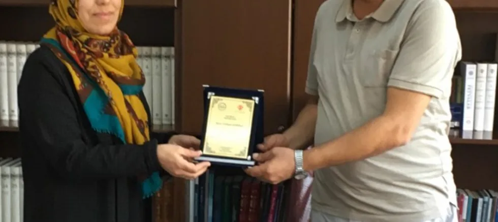Özler’den Alpkıray’a Teşekkür Plaketi