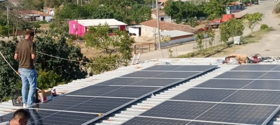 Pazaryeri Çatısına Güneş Panelleri Montajı Başladı