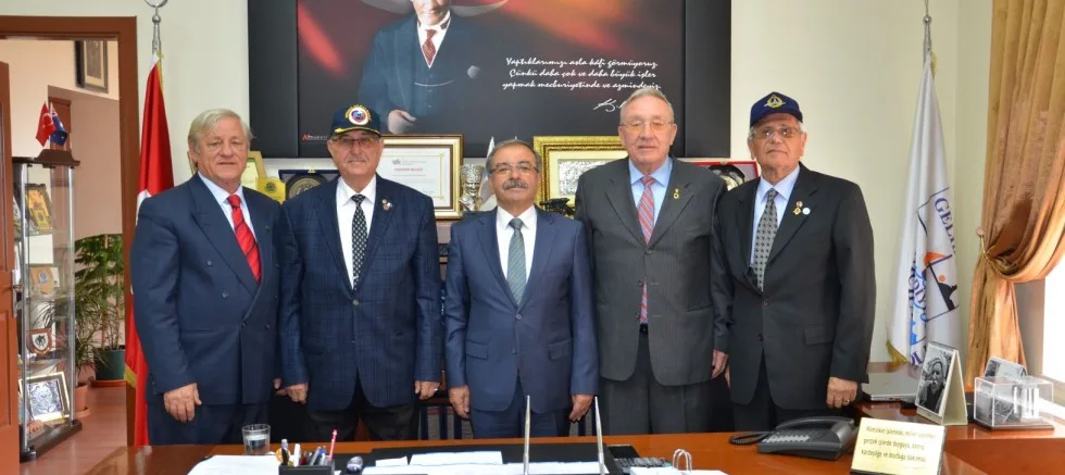 ŞEHİT DENİZALTICILAR ANITI YENİ KİMLİĞE KAVUŞACAK