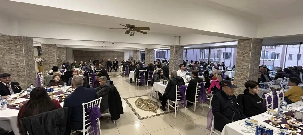Şehit ve Gazi Aileleri Onuruna İftar Yemeği