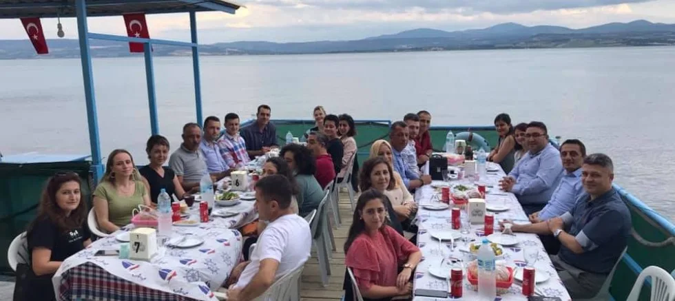 Tayini Çıkan Öğretmenlere Veda Yemeği Düzenlendi