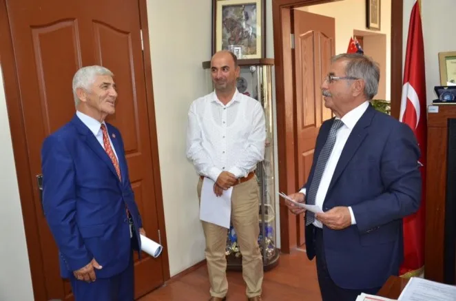 TUNA’DAN  ÖZACAR’A  DAVET
