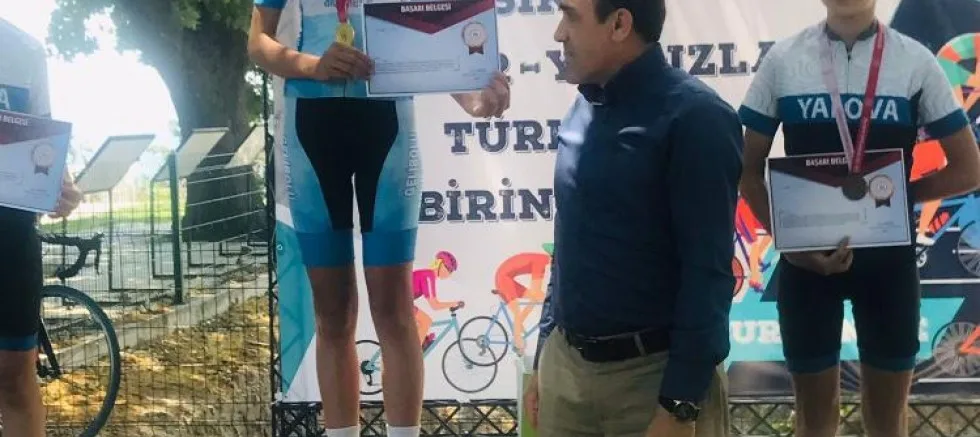 Türkiye Bisiklet Şampiyonasında Birincilik İlçemiz Sporcularında