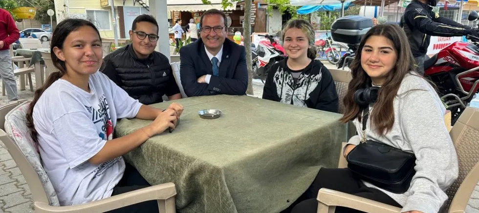 Uz, Gençlere Seslendi; “Bütün Mücademiz Sizin İçin”